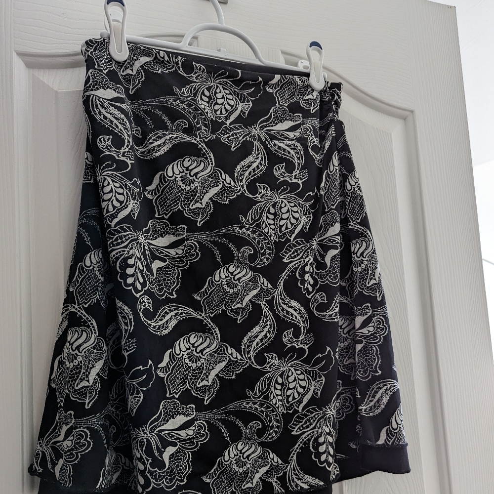Women's Reversible Skirt